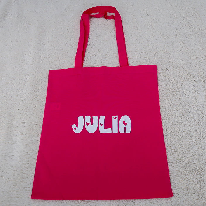Totebag med navn i hjerteskrift